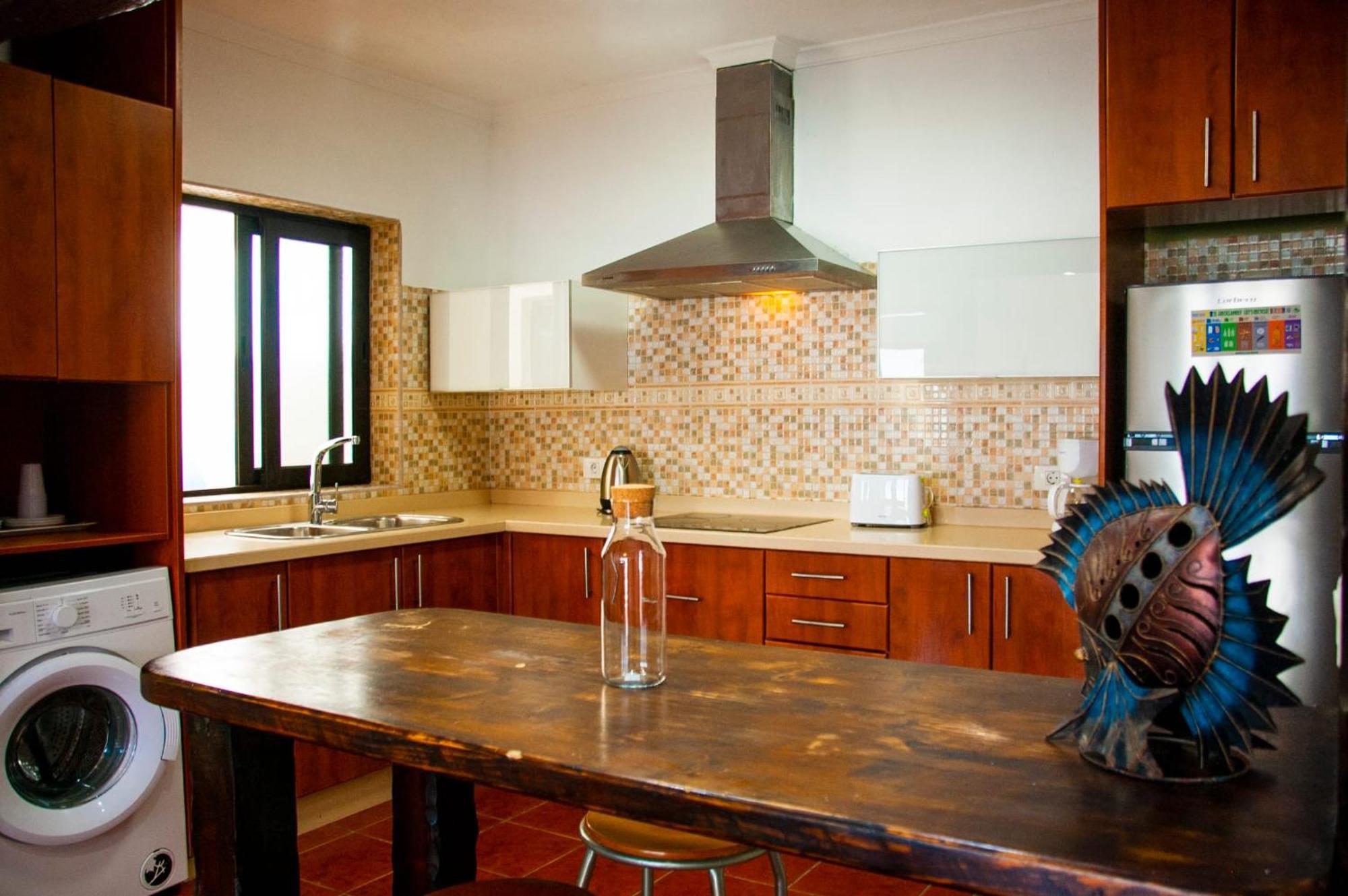 Famara Surf Apartment Exterior photo